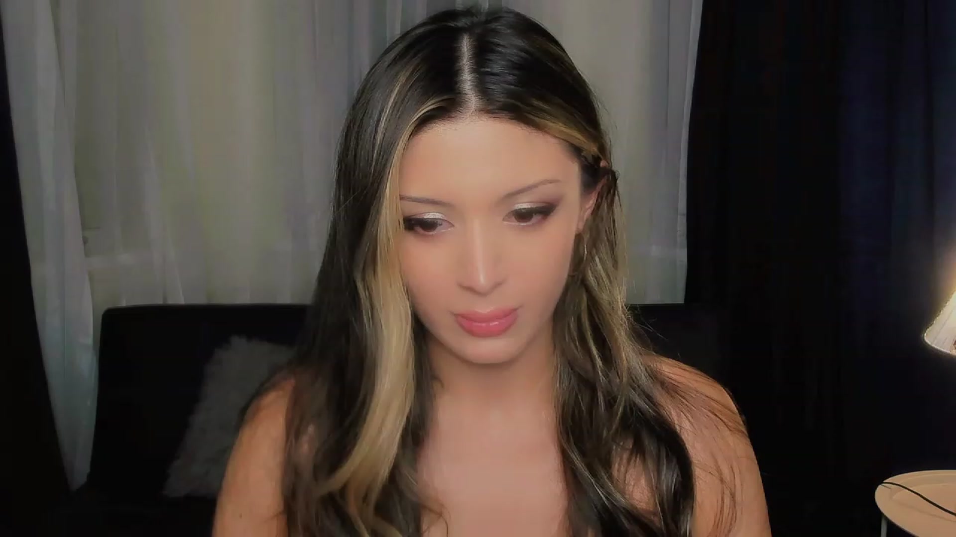 Gallery image thumbnail from Angel_on_Duty's myfreecams stream on, 08/26/2023, 20:40 image 14 of 20