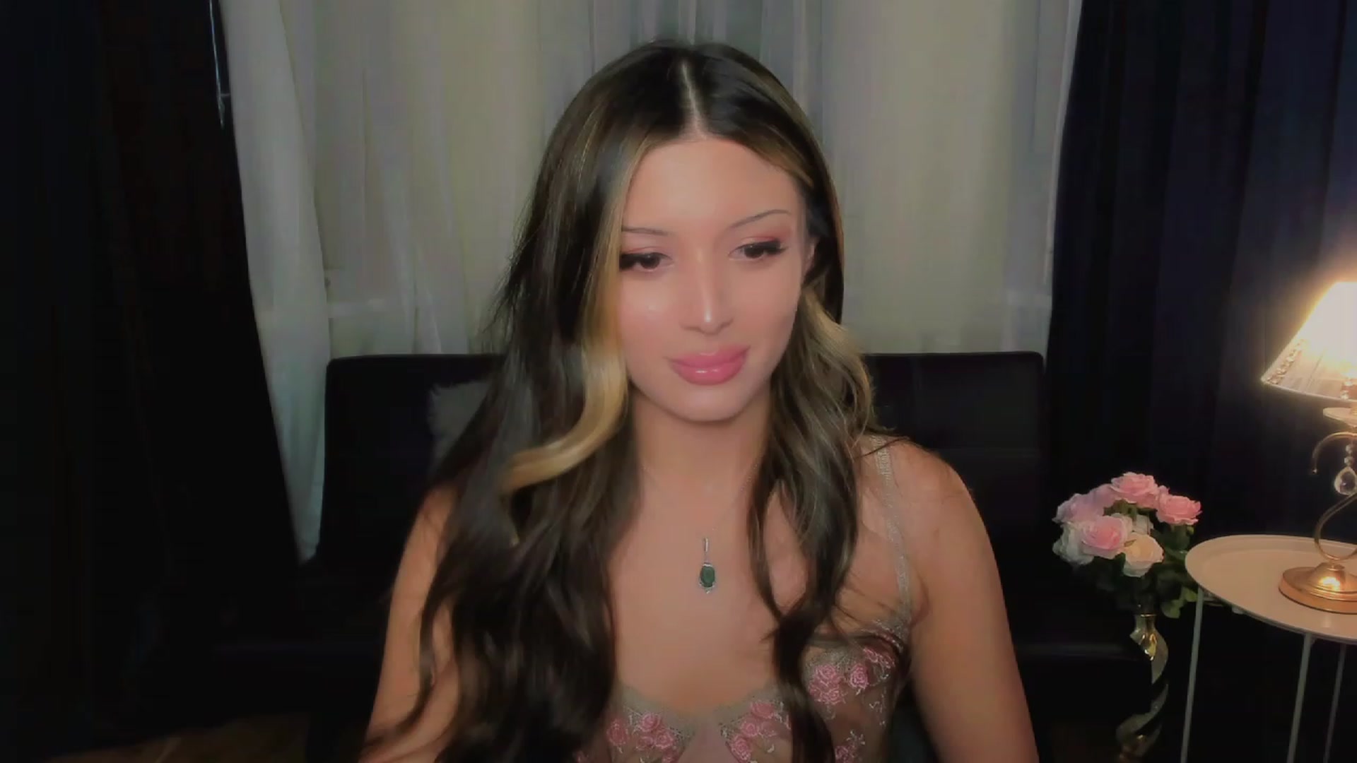 Gallery image thumbnail from Angel_on_Duty's myfreecams stream on, 09/04/2023, 21:09 image 1 of 20