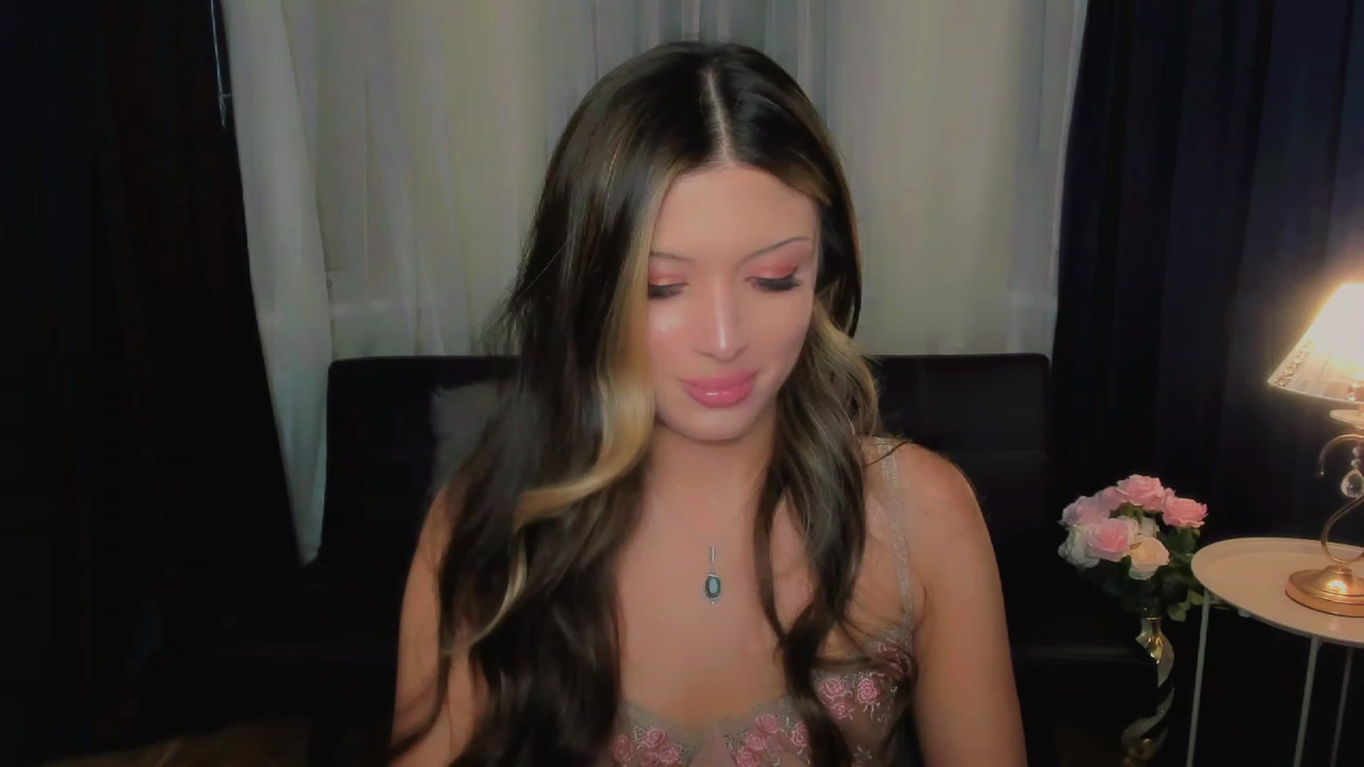 Gallery image thumbnail from Angel_on_Duty's myfreecams stream on, 09/04/2023, 21:09 image 2 of 20