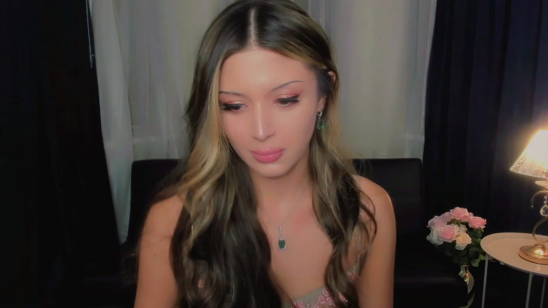 Gallery image thumbnail from Angel_on_Duty's myfreecams stream on, 09/04/2023, 21:09 image 14 of 20