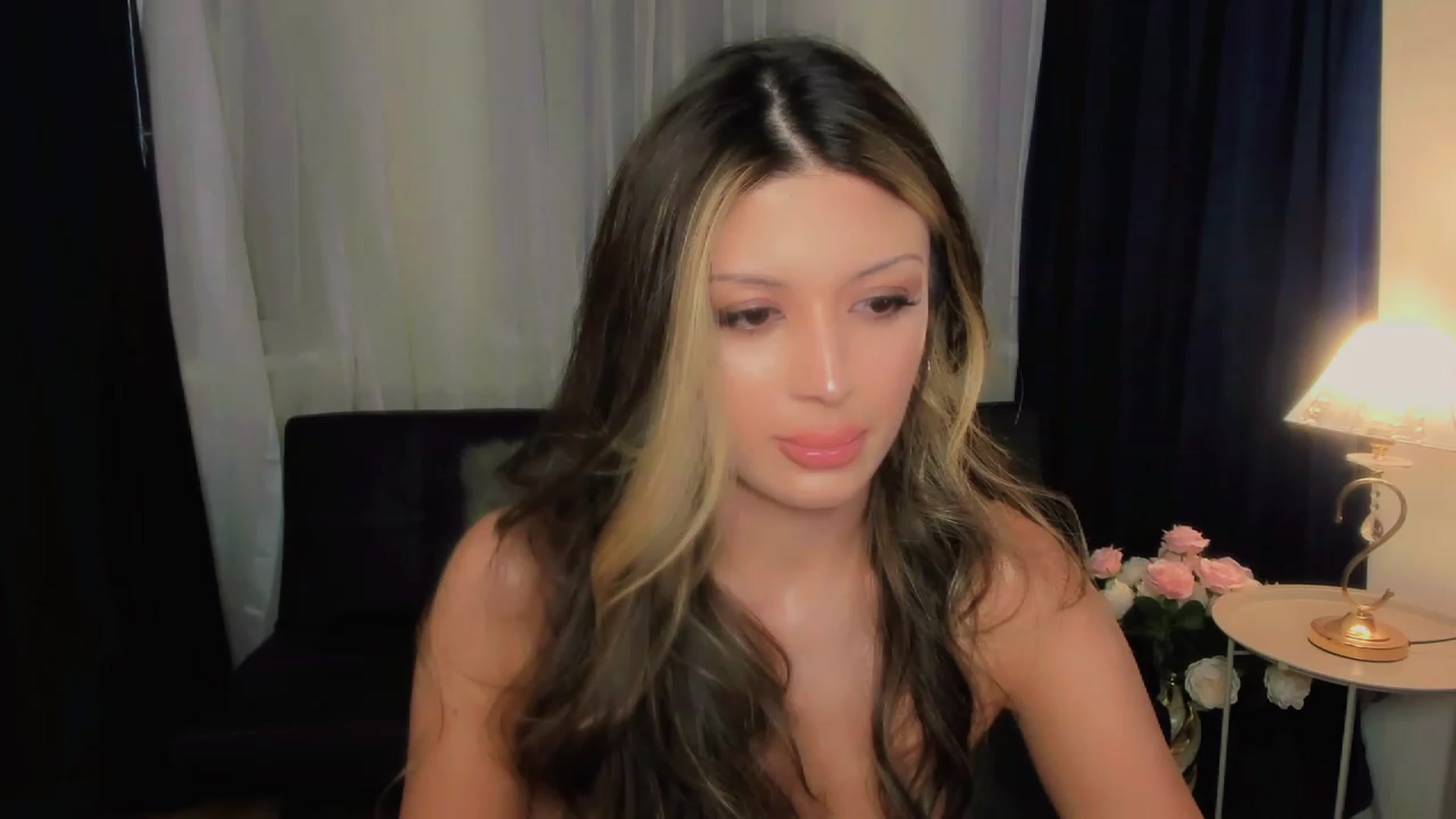 Gallery image thumbnail from Angel_on_Duty's myfreecams stream on, 09/05/2023, 22:37 image 14 of 20