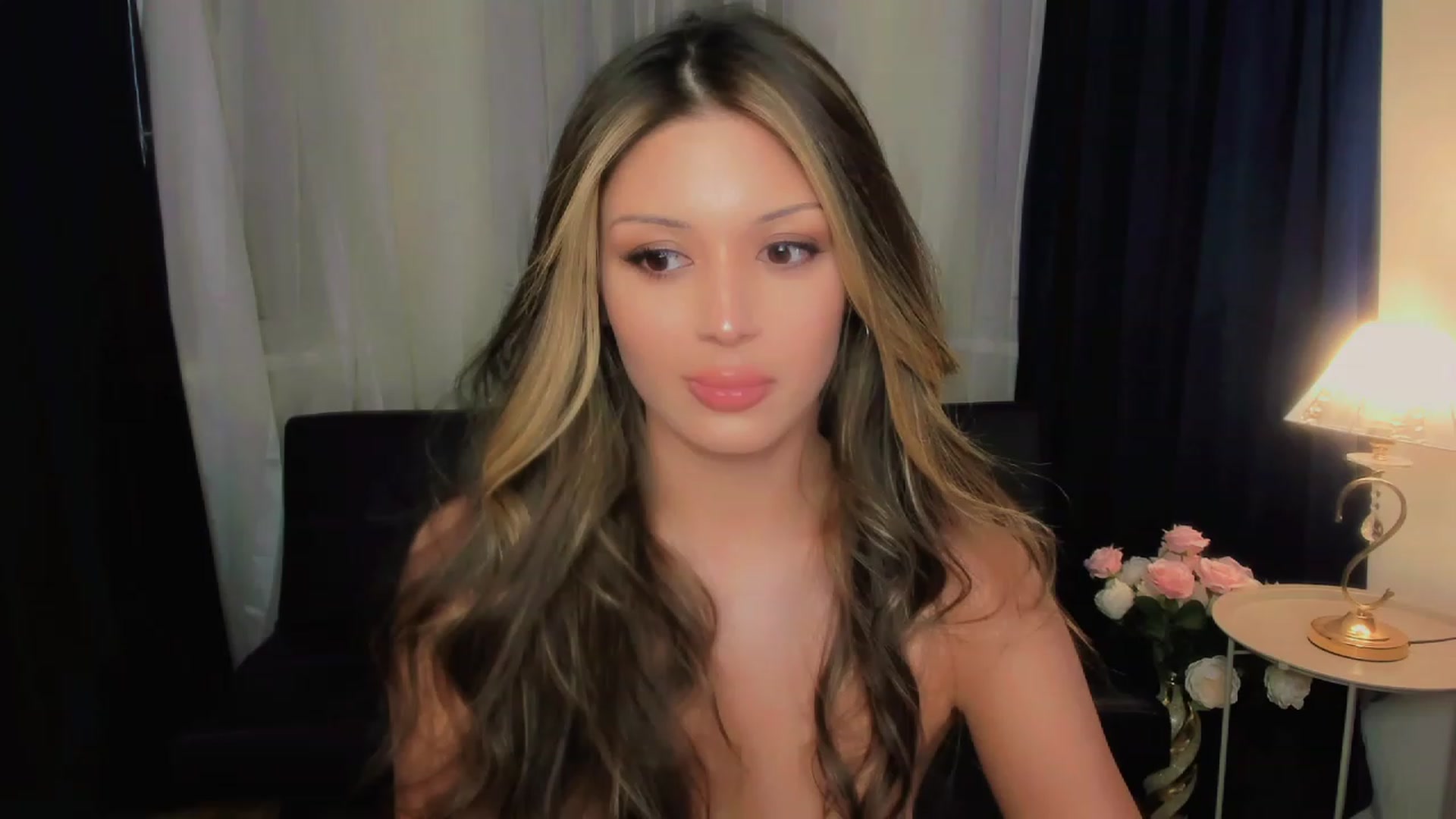 Gallery image thumbnail from Angel_on_Duty's myfreecams stream on, 09/05/2023, 22:37 image 13 of 20