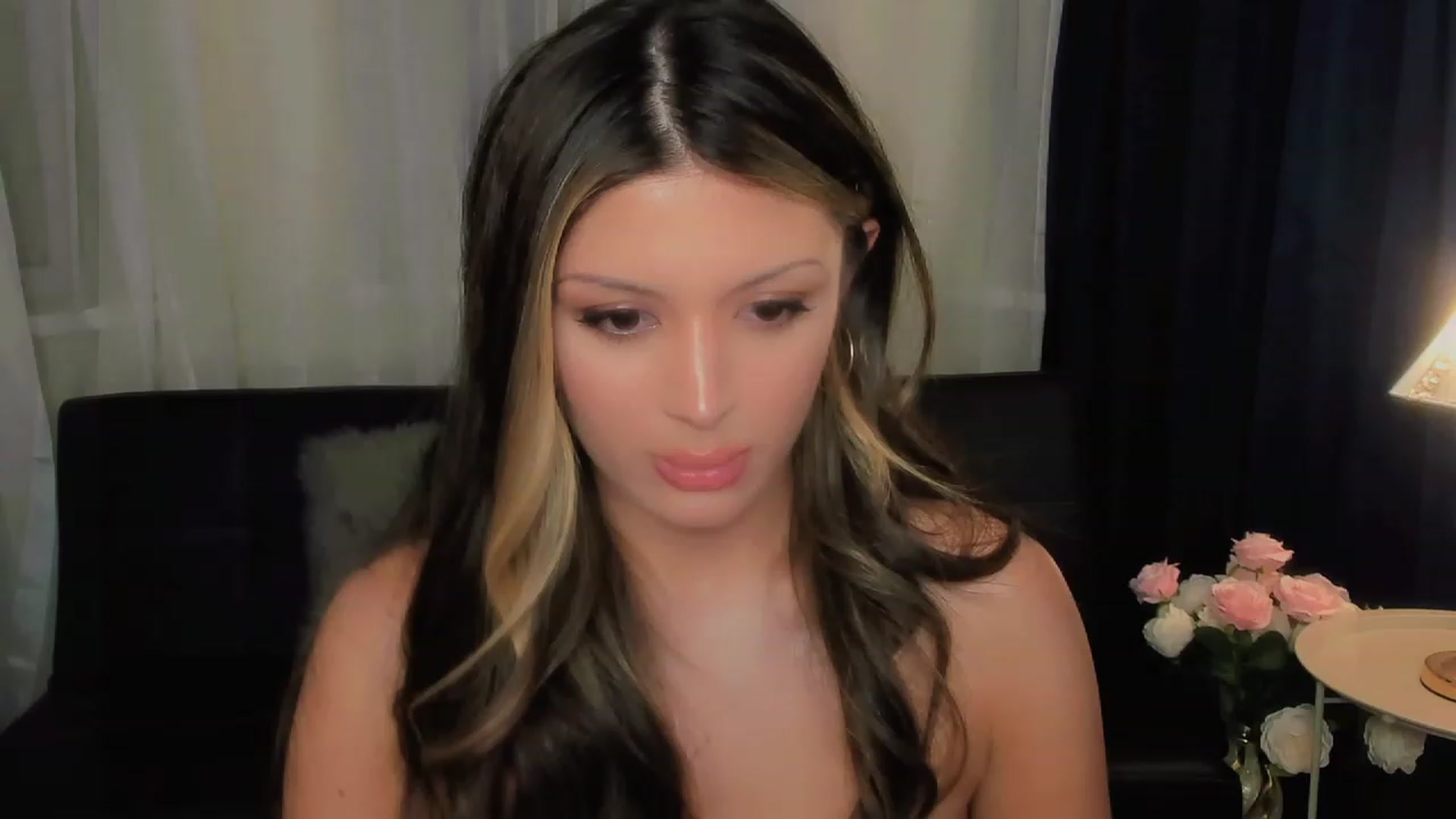 Gallery image thumbnail from Angel_on_Duty's myfreecams stream on, 09/06/2023, 01:04 image 17 of 20