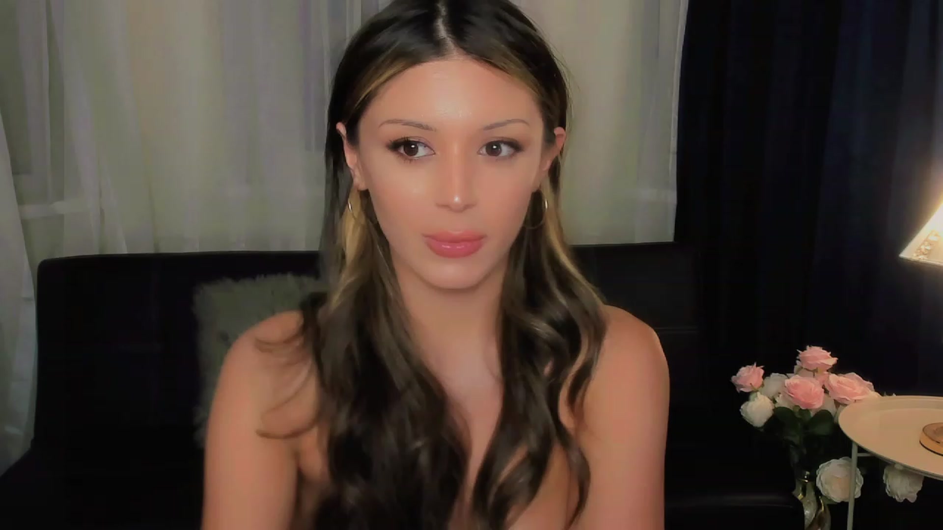 Gallery image thumbnail from Angel_on_Duty's myfreecams stream on, 09/06/2023, 01:04 image 8 of 20