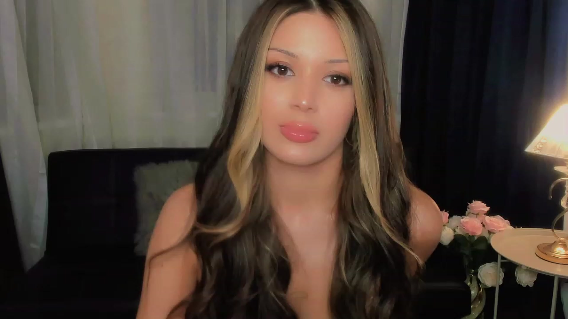 Gallery image thumbnail from Angel_on_Duty's myfreecams stream on, 09/06/2023, 01:04 image 1 of 20