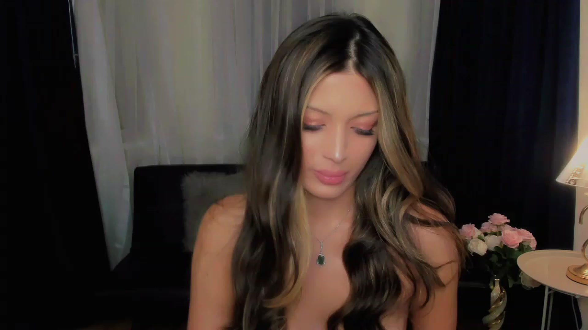 Gallery image thumbnail from Angel_on_Duty's myfreecams stream on, 09/07/2023, 21:43 image 20 of 20