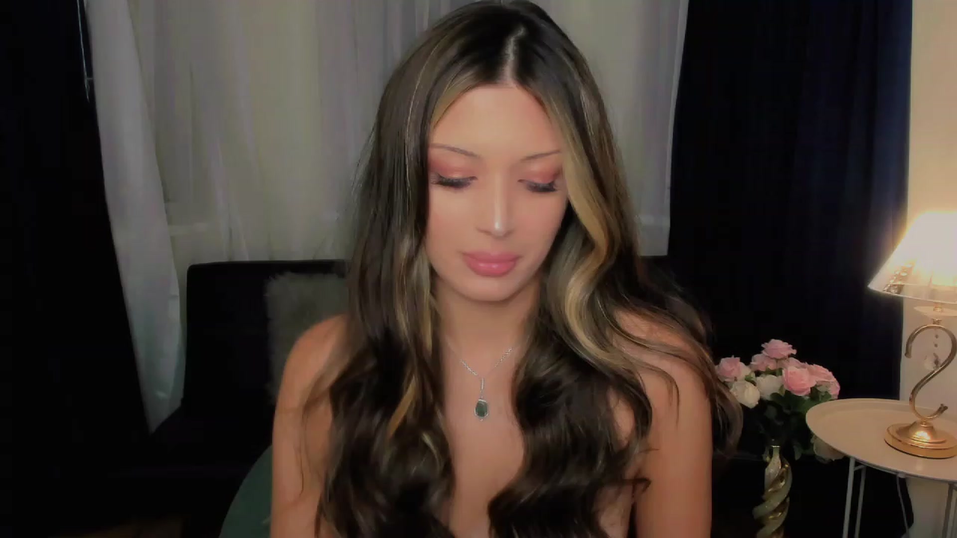 Gallery image thumbnail from Angel_on_Duty's myfreecams stream on, 09/07/2023, 21:43 image 7 of 20