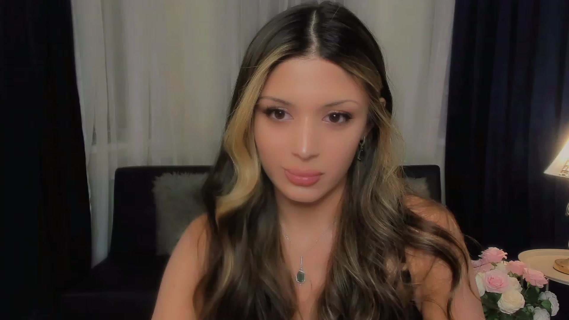 Gallery image thumbnail from Angel_on_Duty's myfreecams stream on, 09/08/2023, 20:39 image 19 of 20