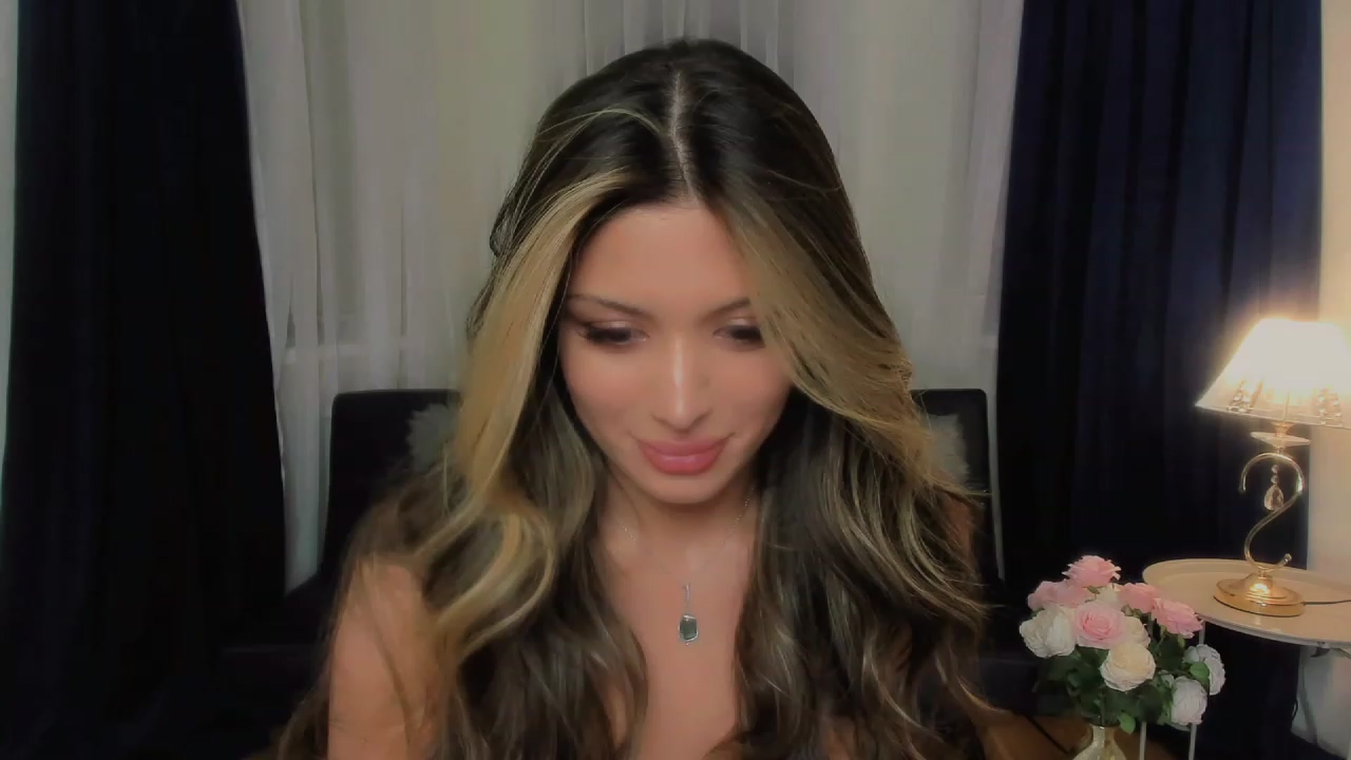 Gallery image thumbnail from Angel_on_Duty's myfreecams stream on, 09/08/2023, 22:54 image 13 of 20