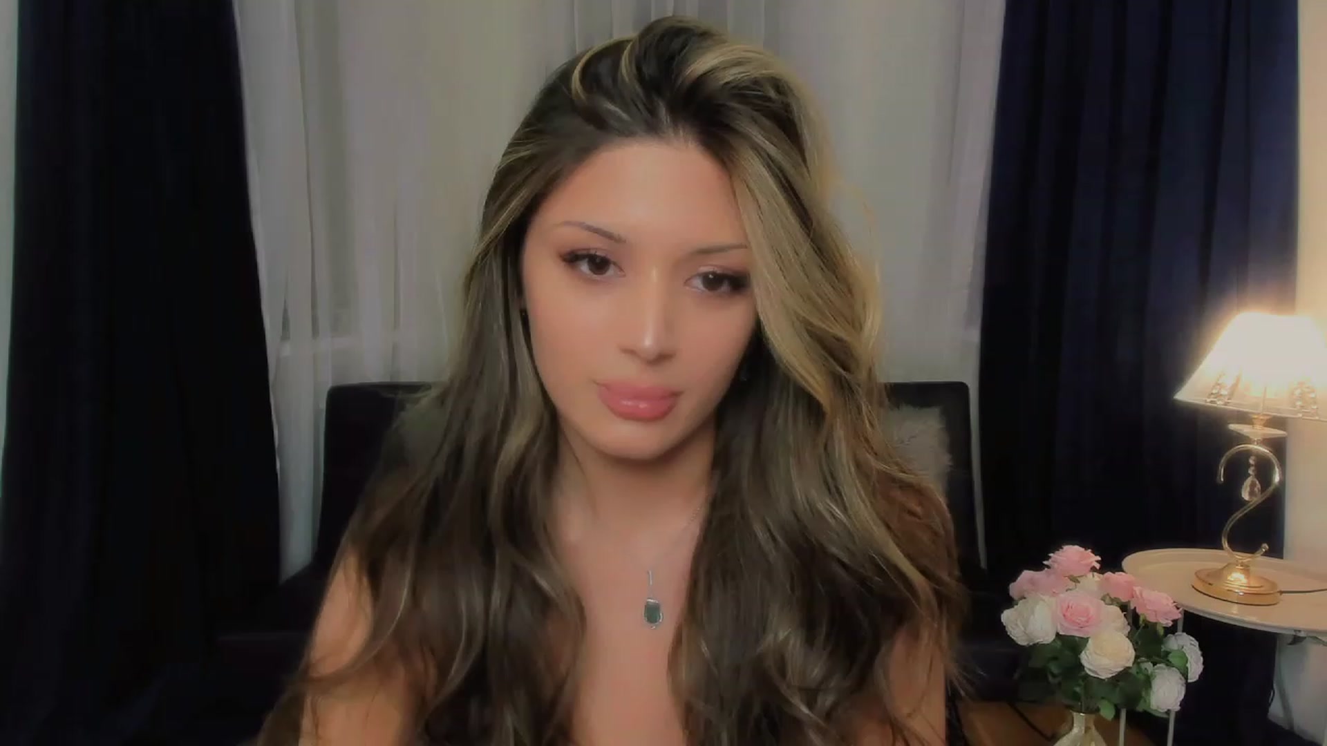 Gallery image thumbnail from Angel_on_Duty's myfreecams stream on, 09/08/2023, 22:54 image 12 of 20