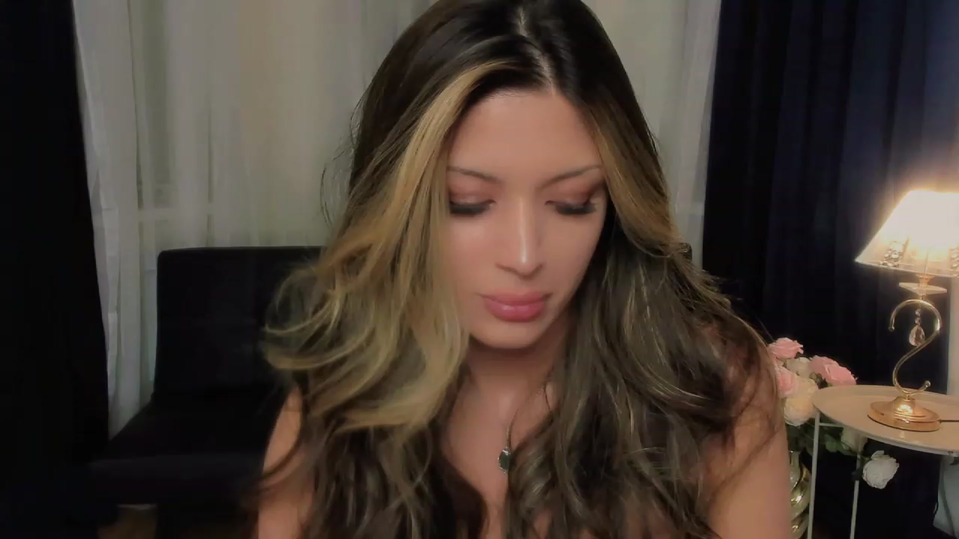 Gallery image thumbnail from Angel_on_Duty's myfreecams stream on, 09/09/2023, 01:51 image 13 of 20