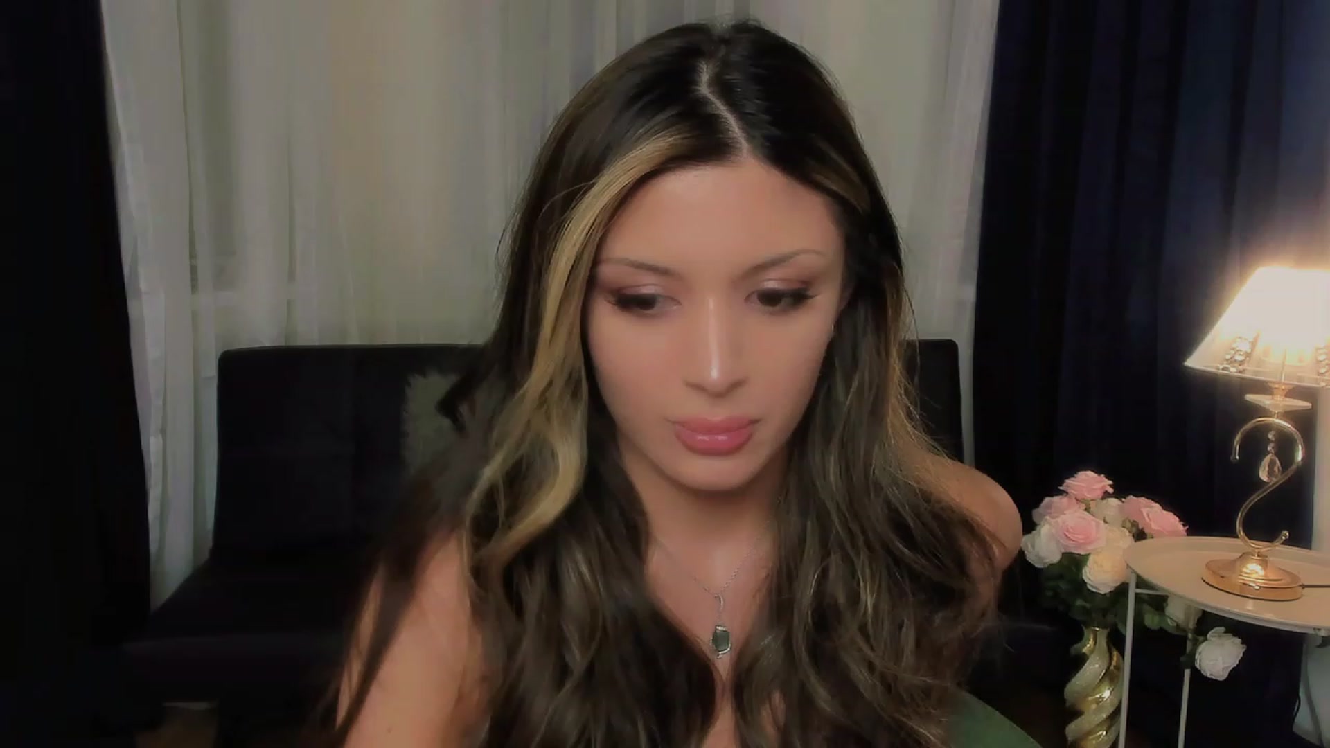 Gallery image thumbnail from Angel_on_Duty's myfreecams stream on, 09/09/2023, 01:51 image 9 of 20