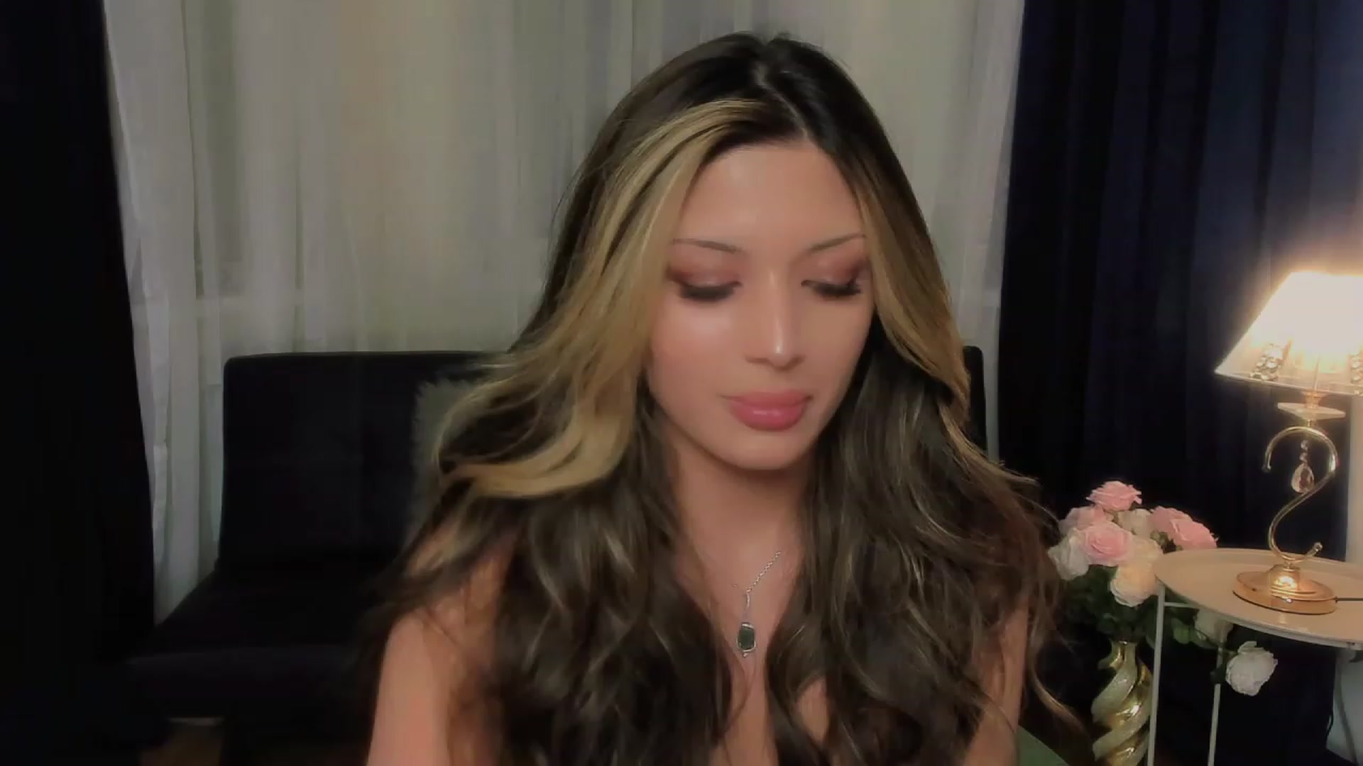 Gallery image thumbnail from Angel_on_Duty's myfreecams stream on, 09/09/2023, 01:51 image 4 of 20