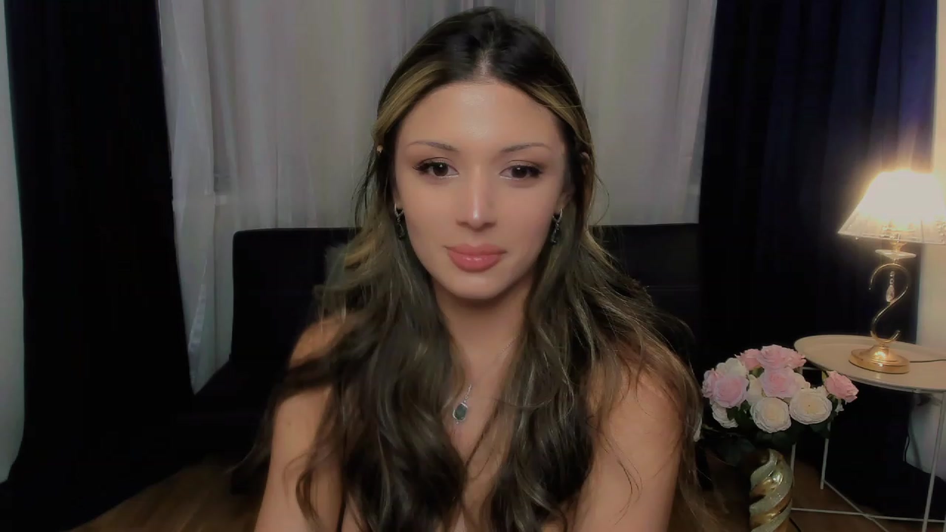 Gallery image thumbnail from Angel_on_Duty's myfreecams stream on, 09/09/2023, 20:46 image 6 of 20
