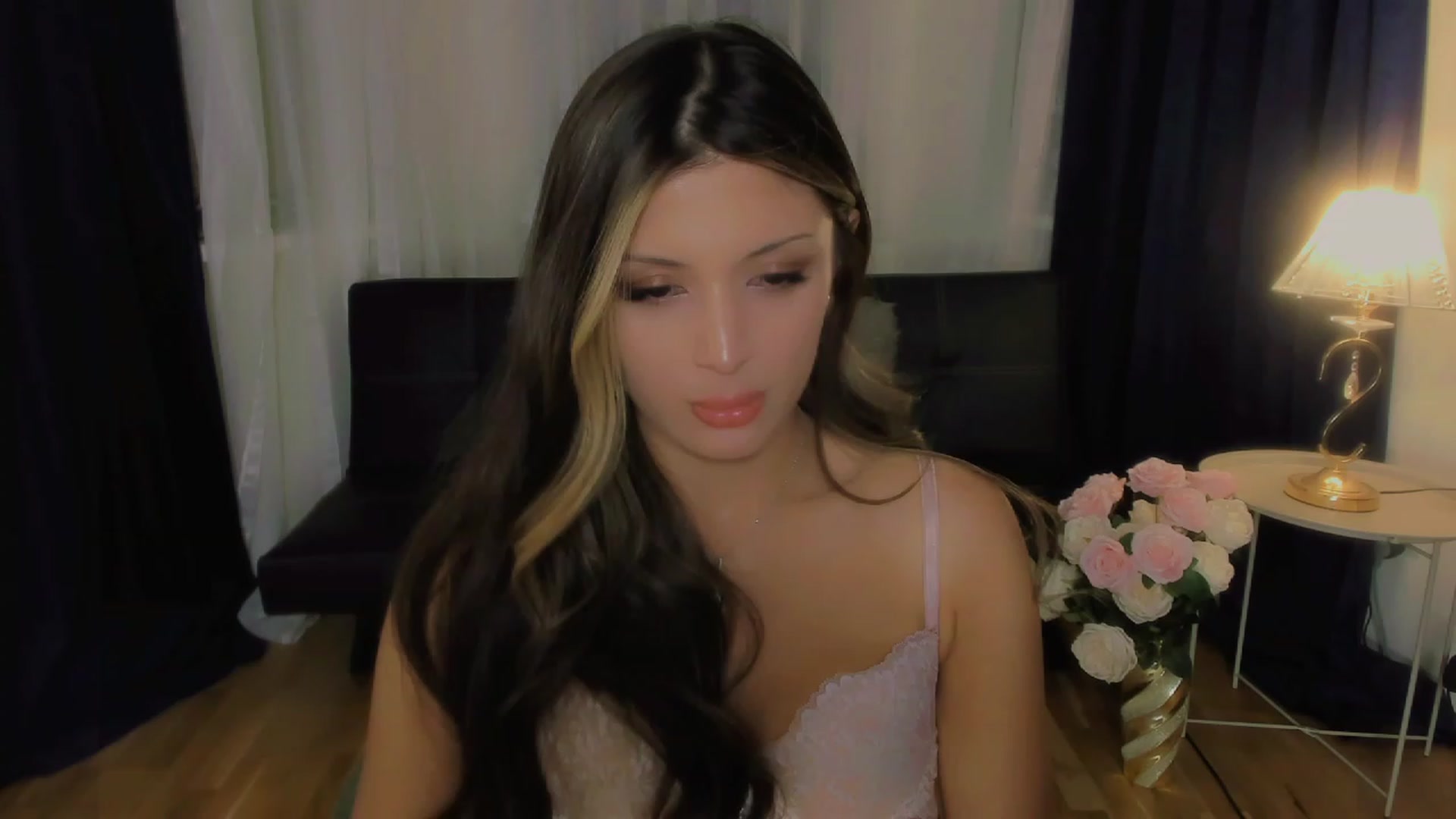 Gallery image thumbnail from Angel_on_Duty's myfreecams stream on, 09/10/2023, 01:20 image 6 of 20