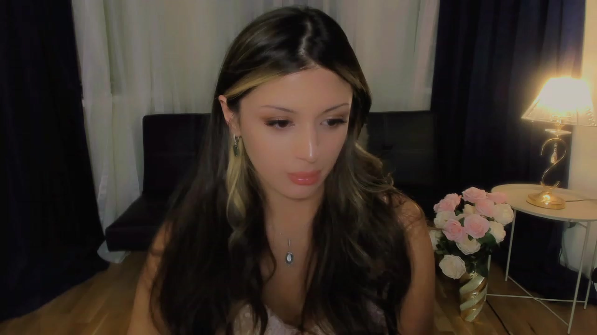 Gallery image thumbnail from Angel_on_Duty's myfreecams stream on, 09/10/2023, 01:20 image 13 of 20