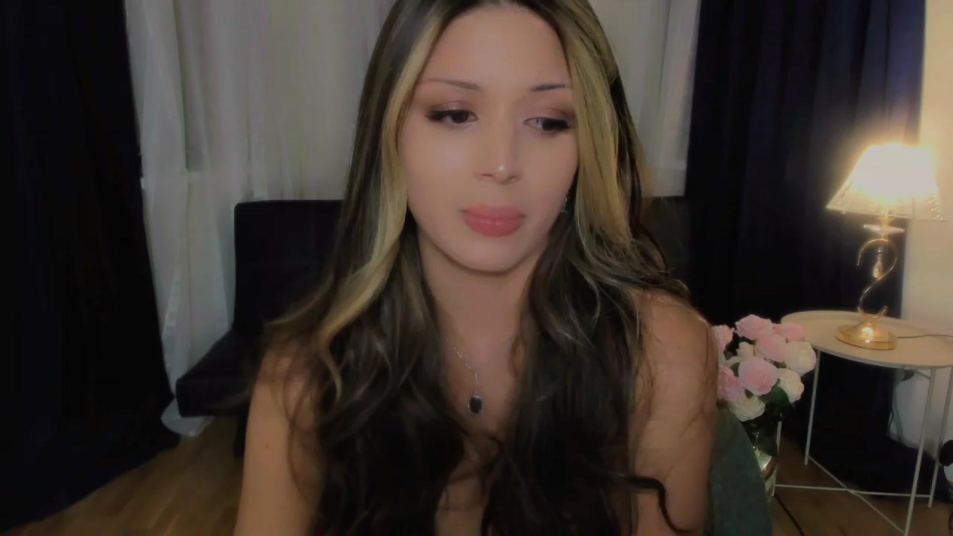 Gallery image thumbnail from Angel_on_Duty's myfreecams stream on, 09/10/2023, 01:47 image 16 of 20