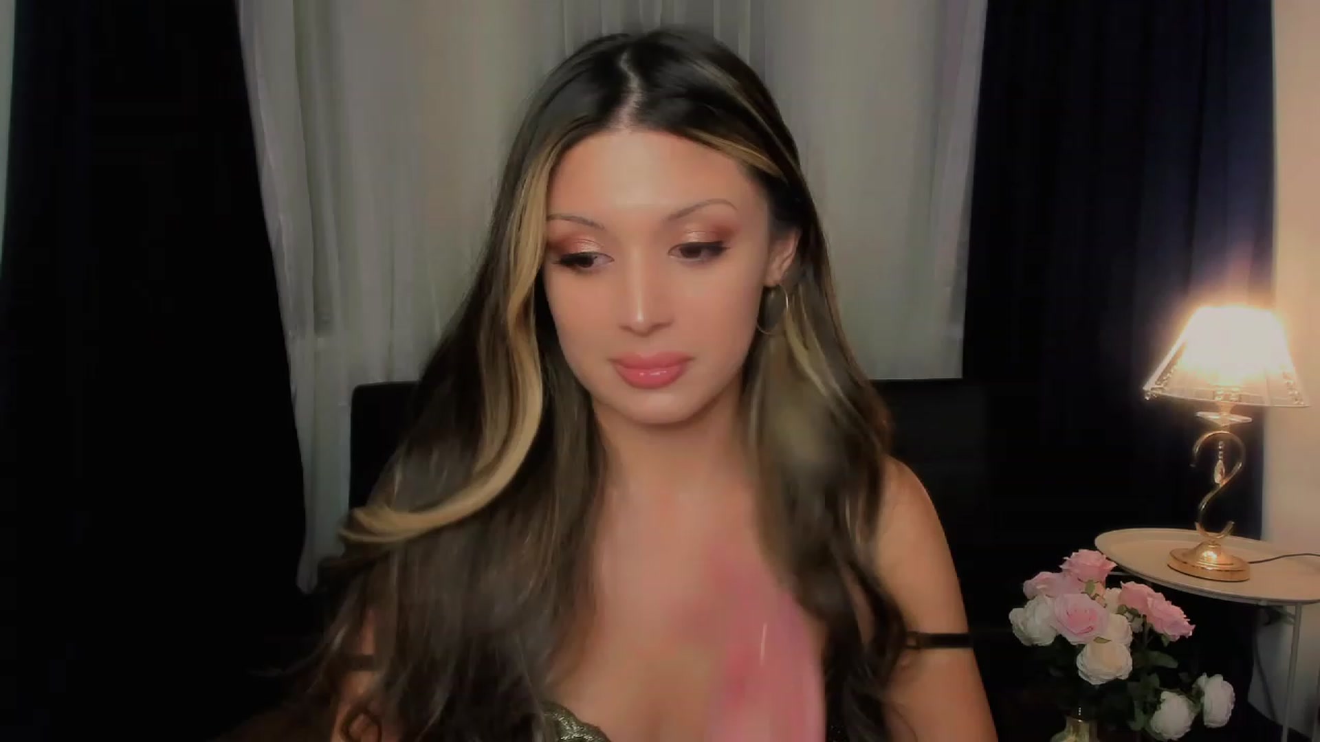 Gallery image thumbnail from Angel_on_Duty's myfreecams stream on, 09/12/2023, 22:30 image 18 of 20