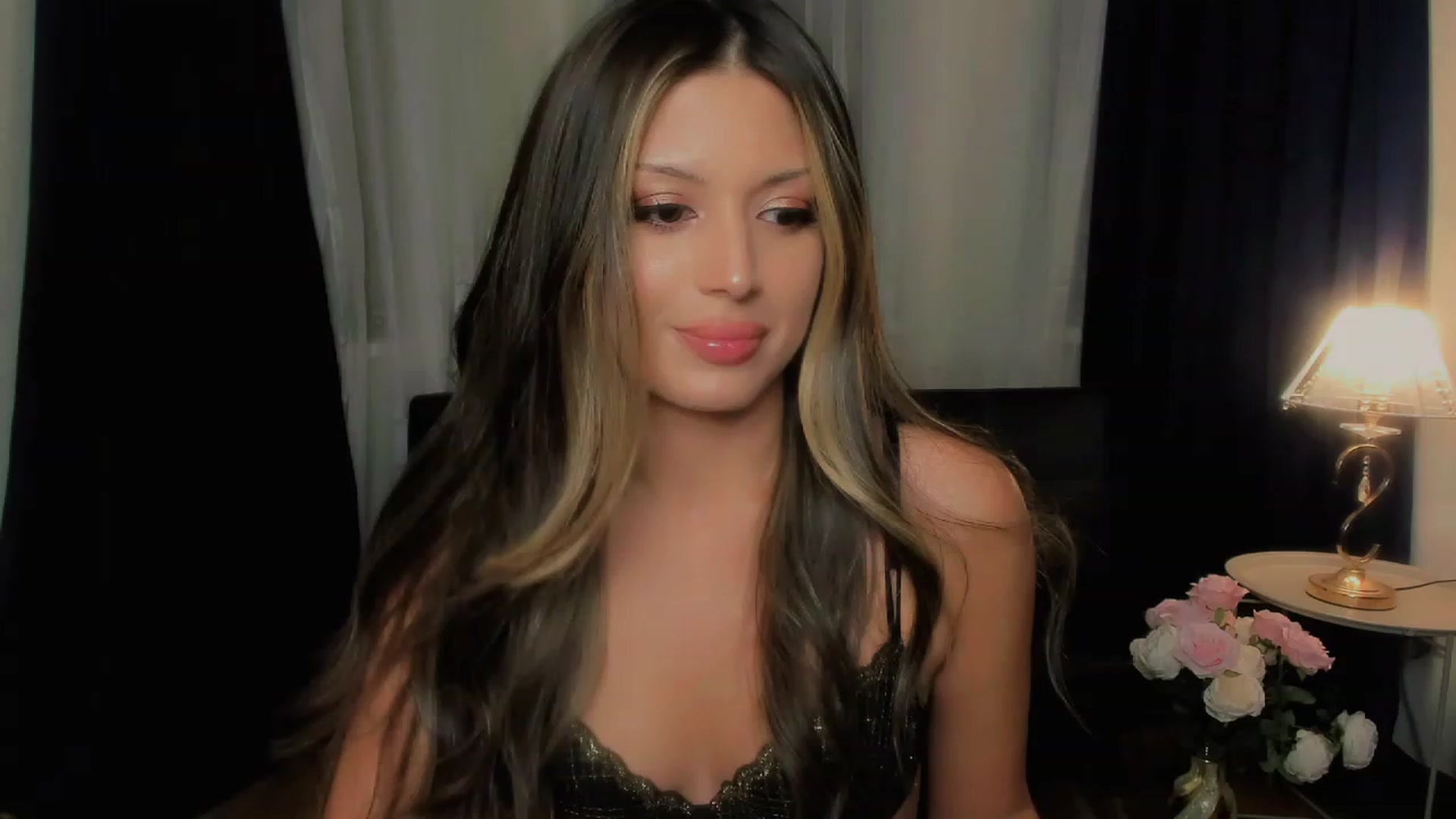 Gallery image thumbnail from Angel_on_Duty's myfreecams stream on, 09/12/2023, 22:30 image 7 of 20