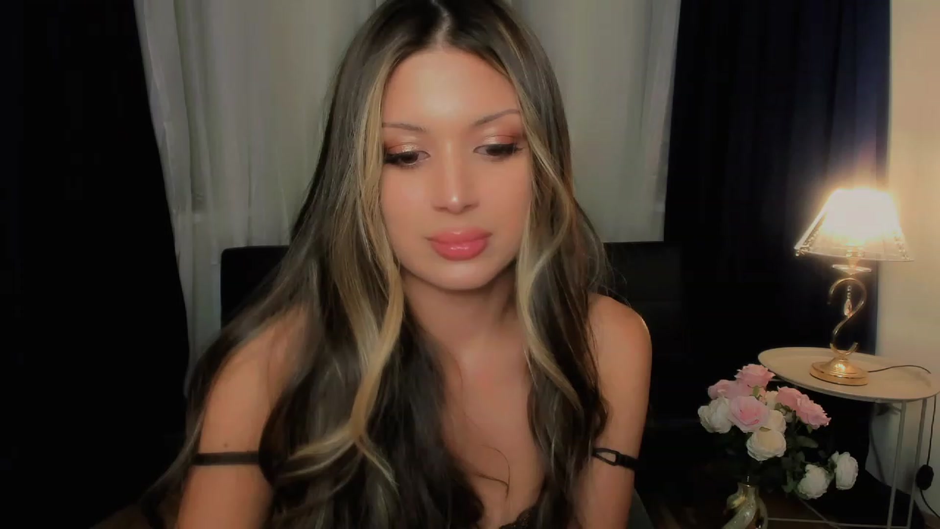 Gallery image thumbnail from Angel_on_Duty's myfreecams stream on, 09/12/2023, 22:51 image 18 of 20