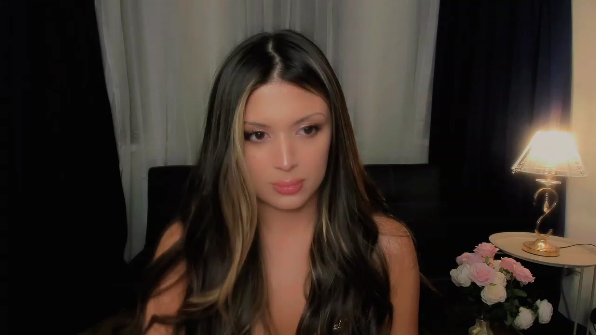 Gallery image thumbnail from Angel_on_Duty's myfreecams stream on, 09/13/2023, 24:02 image 10 of 20
