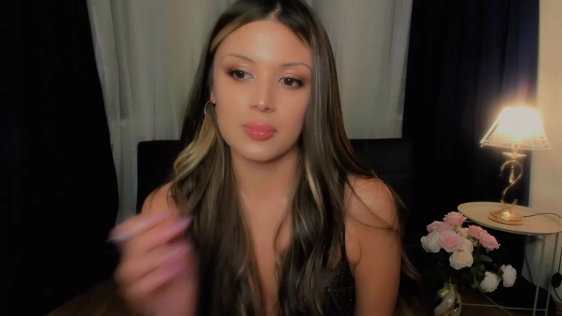 Gallery image thumbnail from Angel_on_Duty's myfreecams stream on, 09/13/2023, 24:02 image 20 of 20