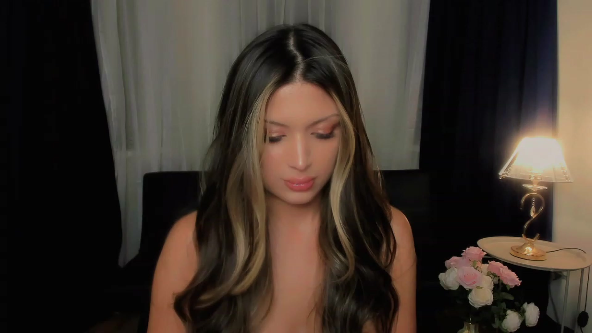 Gallery image thumbnail from Angel_on_Duty's myfreecams stream on, 09/13/2023, 24:02 image 5 of 20