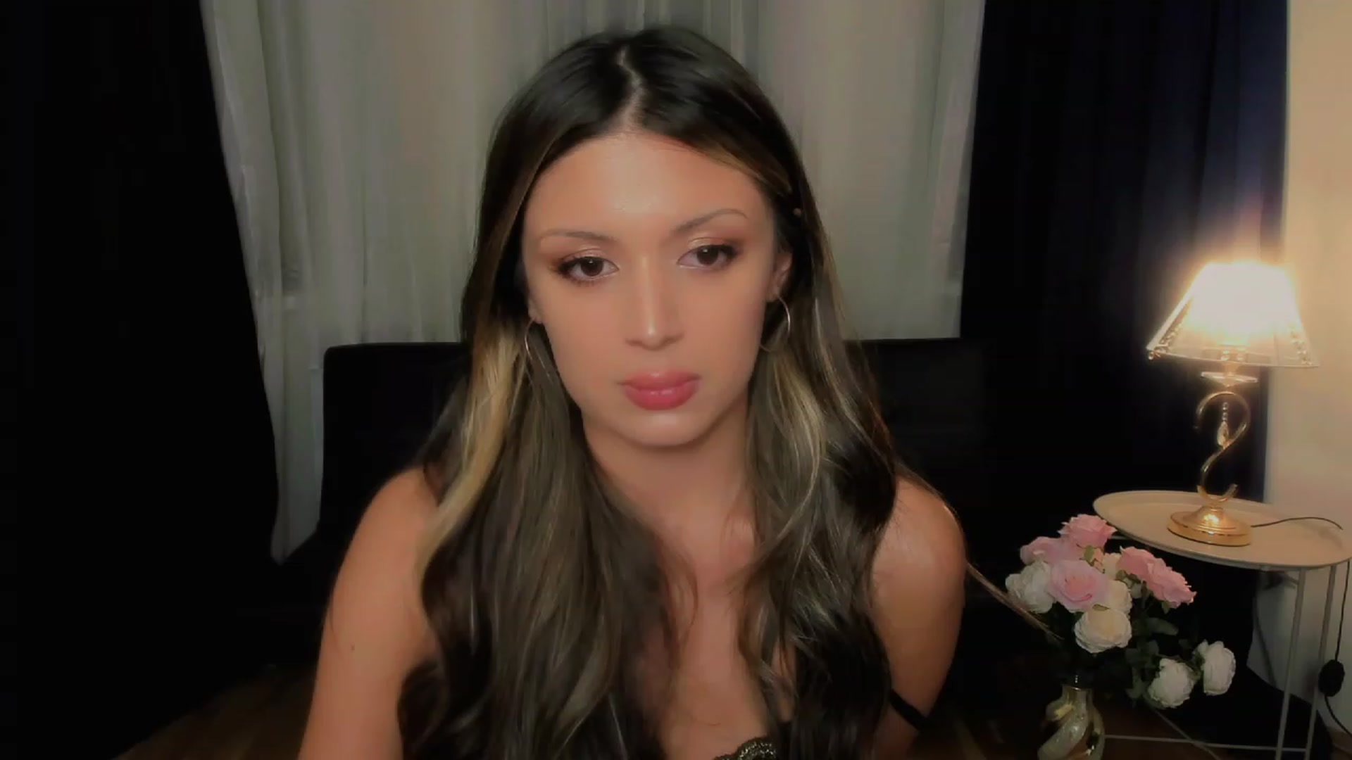 Gallery image thumbnail from Angel_on_Duty's myfreecams stream on, 09/13/2023, 02:08 image 13 of 20