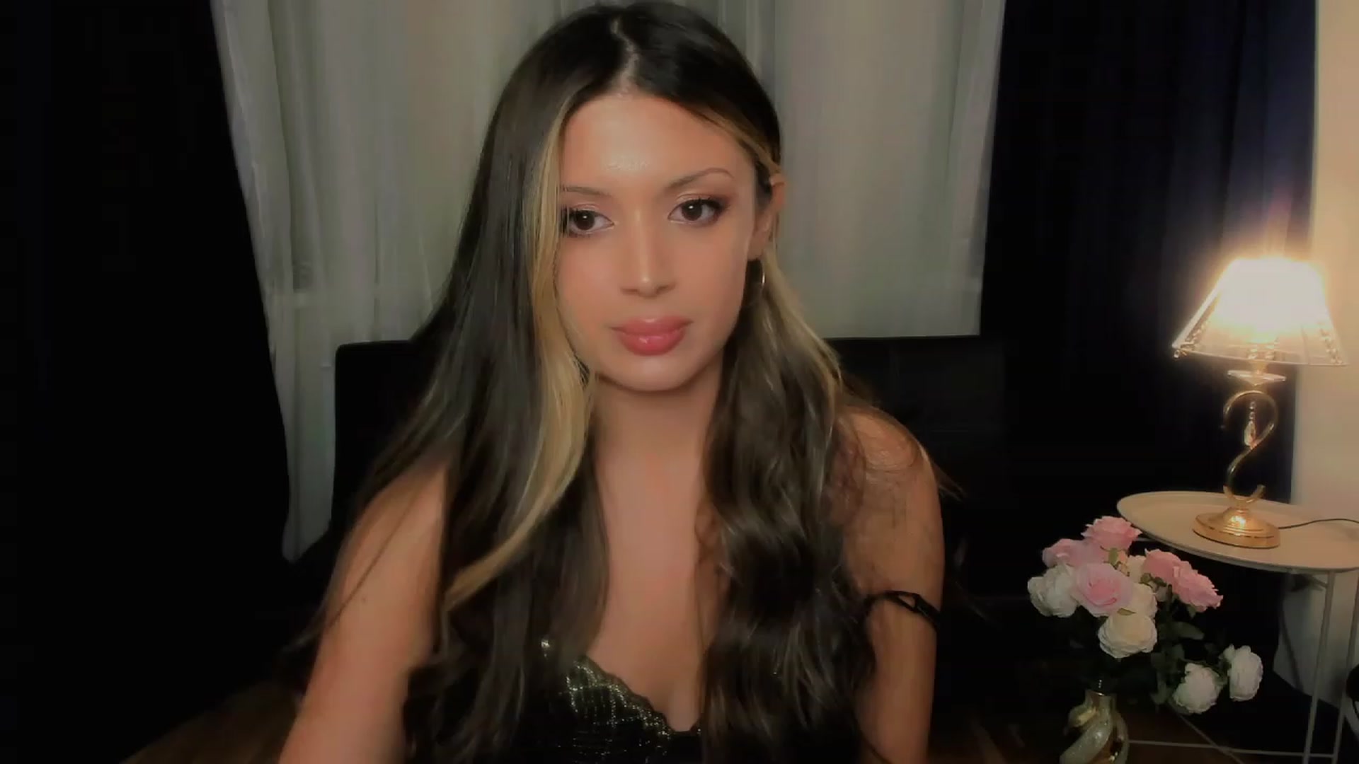 Gallery image thumbnail from Angel_on_Duty's myfreecams stream on, 09/13/2023, 02:48 image 8 of 20