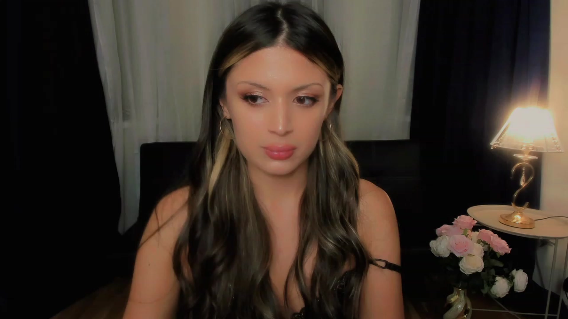 Gallery image thumbnail from Angel_on_Duty's myfreecams stream on, 09/13/2023, 02:48 image 17 of 20