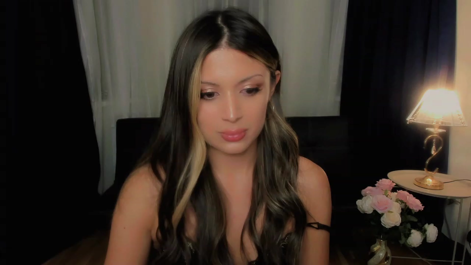 Gallery image thumbnail from Angel_on_Duty's myfreecams stream on, 09/13/2023, 02:48 image 19 of 20