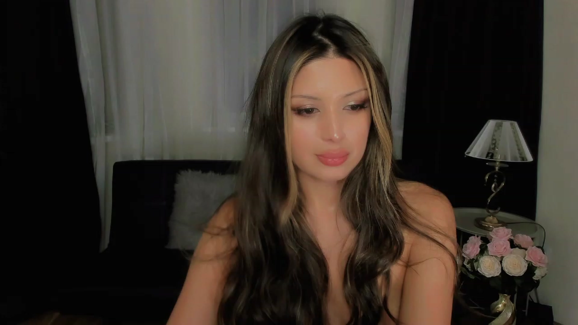 Gallery image thumbnail from Angel_on_Duty's myfreecams stream on, 09/13/2023, 23:11 image 19 of 20