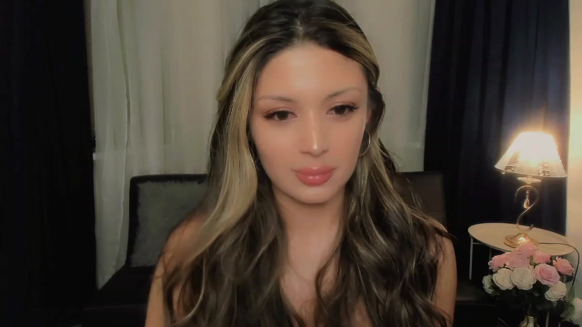 Gallery image thumbnail from Angel_on_Duty's myfreecams stream on, 09/15/2023, 22:06 image 10 of 20