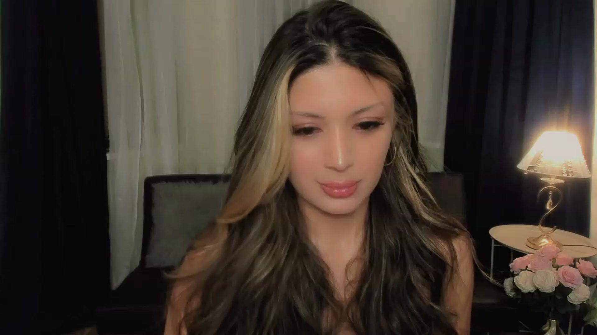 Gallery image thumbnail from Angel_on_Duty's myfreecams stream on, 09/15/2023, 22:06 image 2 of 20