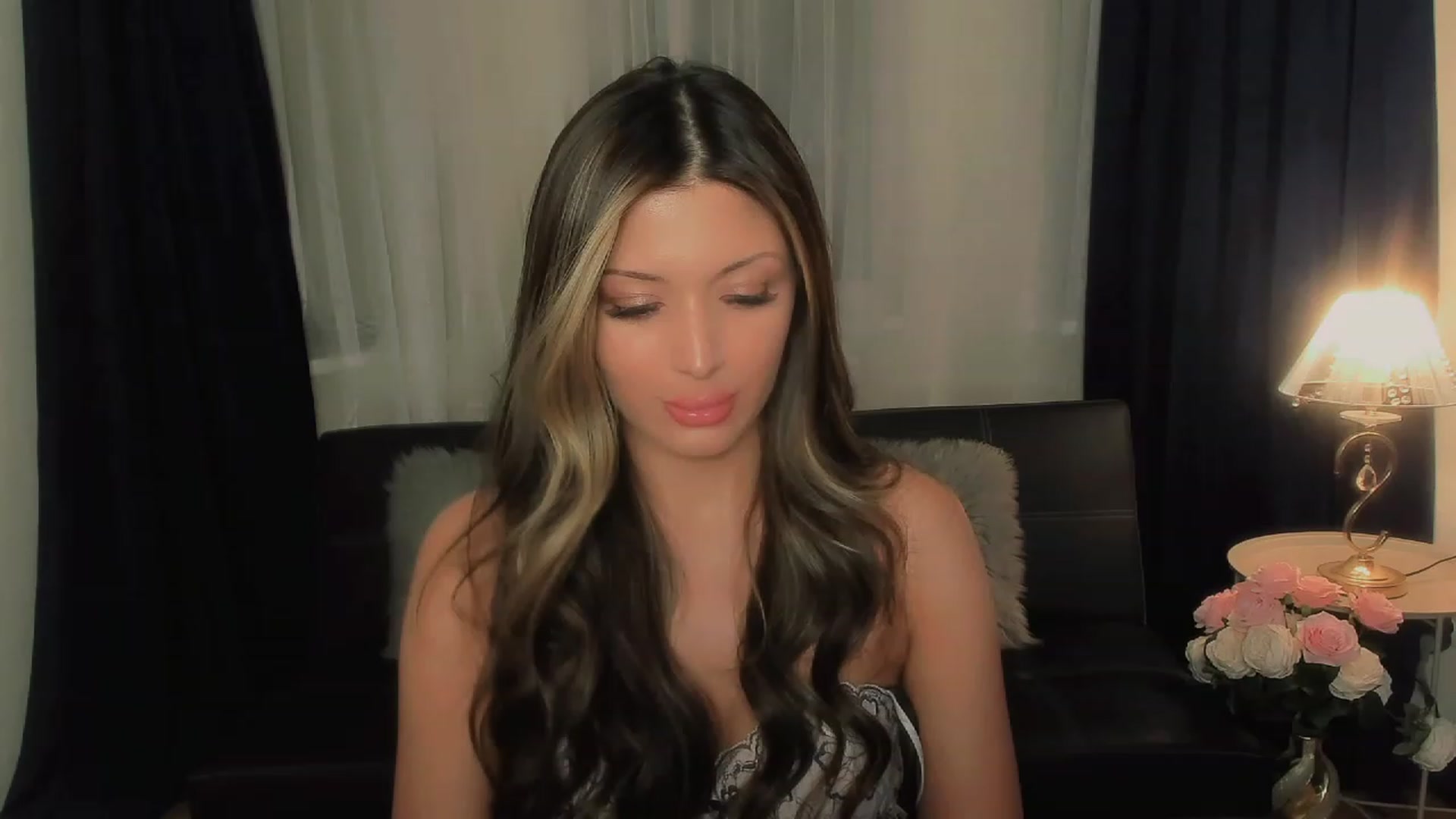 Gallery image thumbnail from Angel_on_Duty's myfreecams stream on, 09/18/2023, 20:41 image 10 of 20