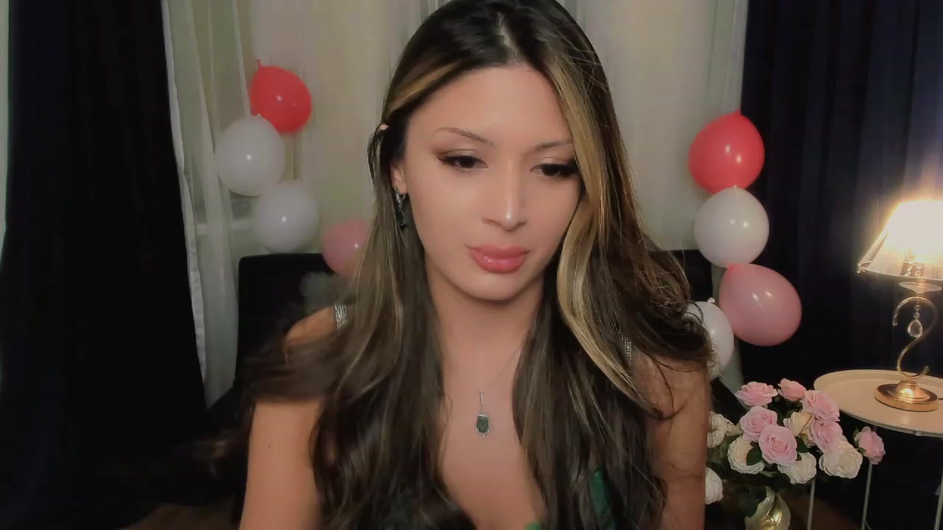 Gallery image thumbnail from Angel_on_Duty's myfreecams stream on, 09/20/2023, 20:19 image 17 of 20