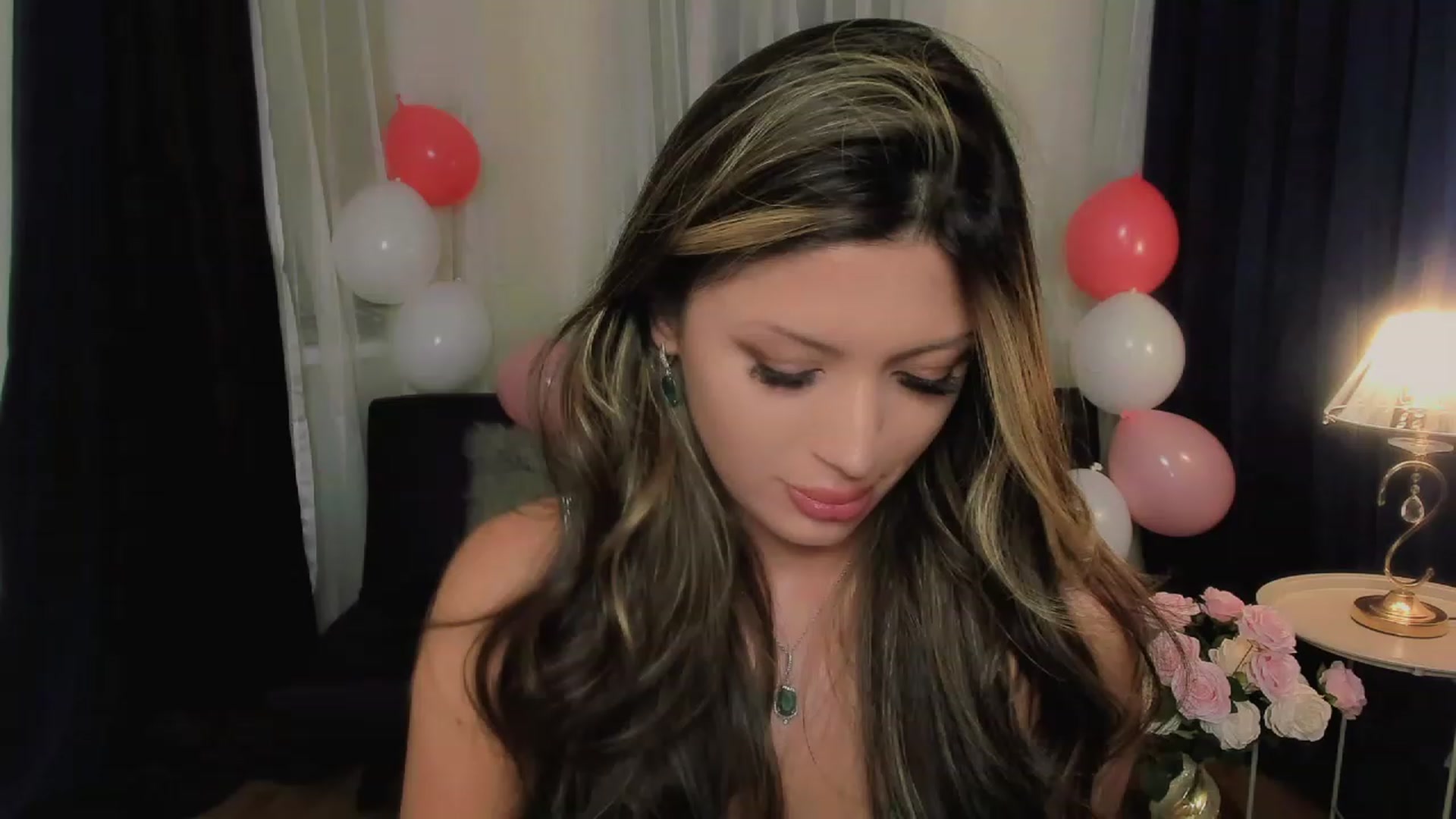 Gallery image thumbnail from Angel_on_Duty's myfreecams stream on, 09/20/2023, 23:28 image 15 of 20