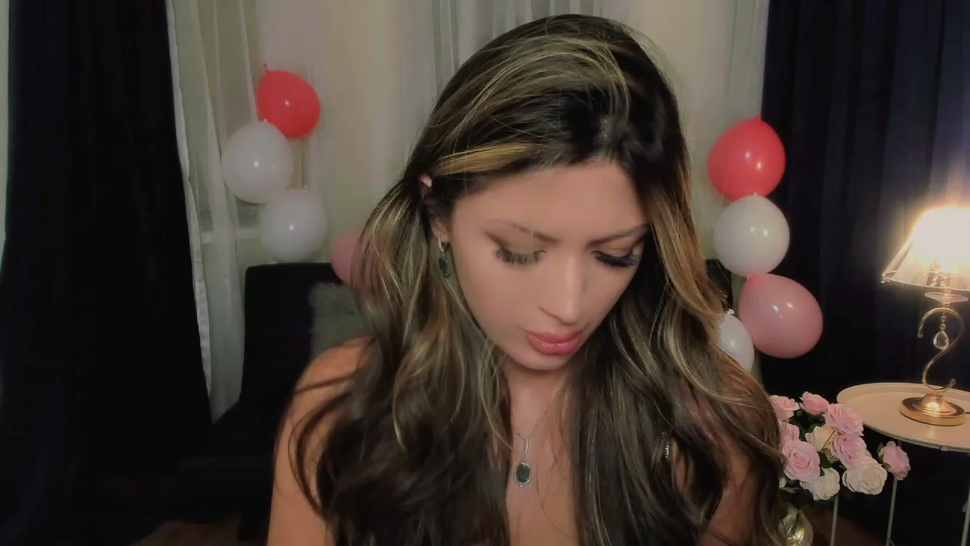 Gallery image thumbnail from Angel_on_Duty's myfreecams stream on, 09/20/2023, 23:28 image 14 of 20
