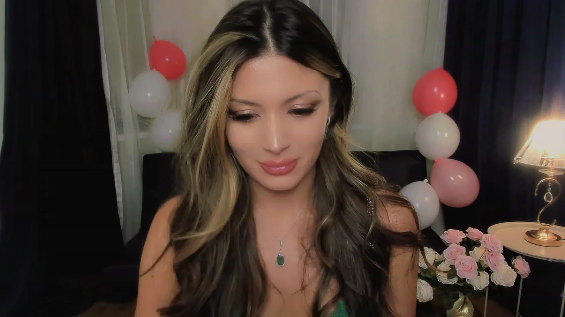 Gallery image thumbnail from Angel_on_Duty's myfreecams stream on, 09/20/2023, 23:28 image 1 of 20