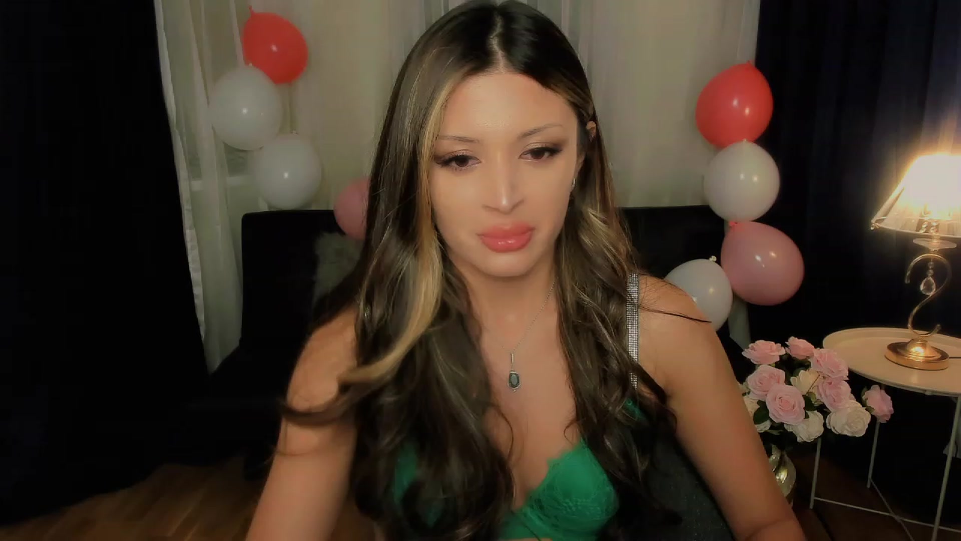 Gallery image thumbnail from Angel_on_Duty's myfreecams stream on, 09/21/2023, 01:34 image 2 of 20