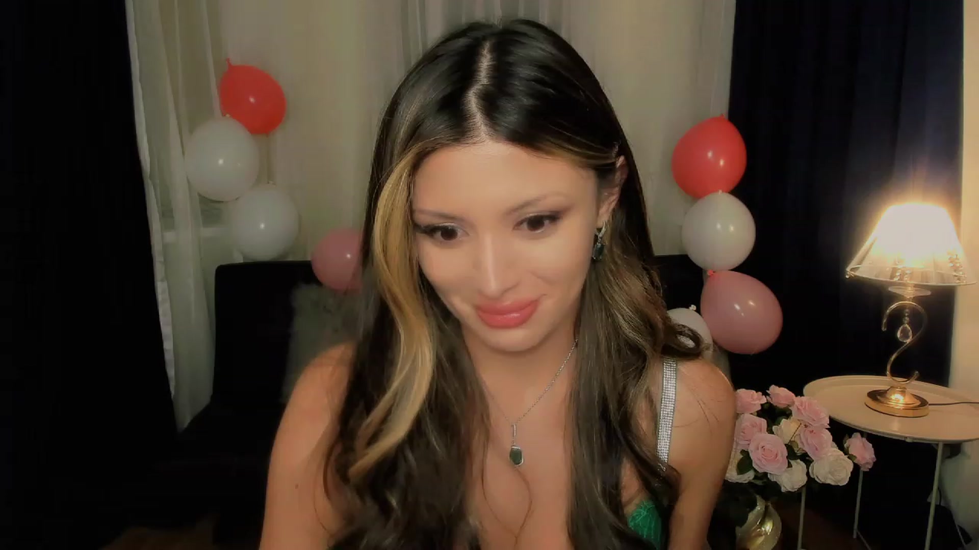 Gallery image thumbnail from Angel_on_Duty's myfreecams stream on, 09/21/2023, 01:34 image 18 of 20