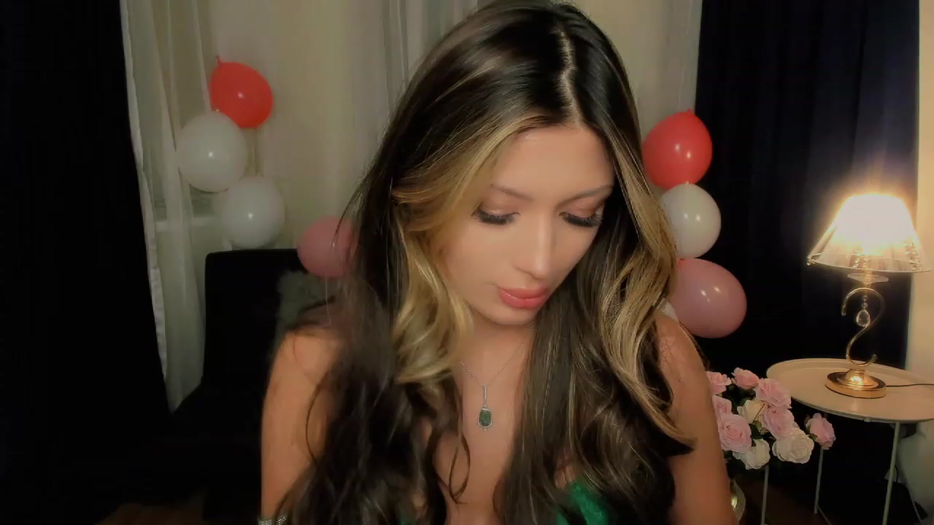 Gallery image thumbnail from Angel_on_Duty's myfreecams stream on, 09/21/2023, 01:34 image 14 of 20