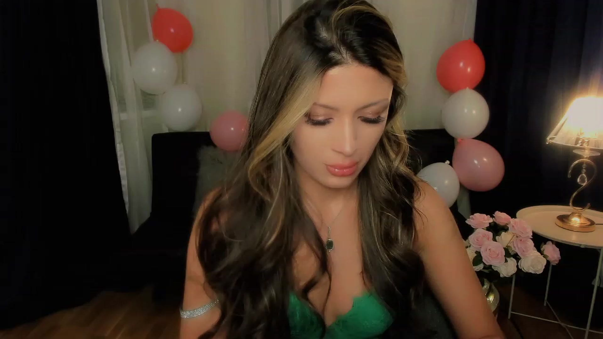 Gallery image thumbnail from Angel_on_Duty's myfreecams stream on, 09/21/2023, 01:34 image 7 of 20