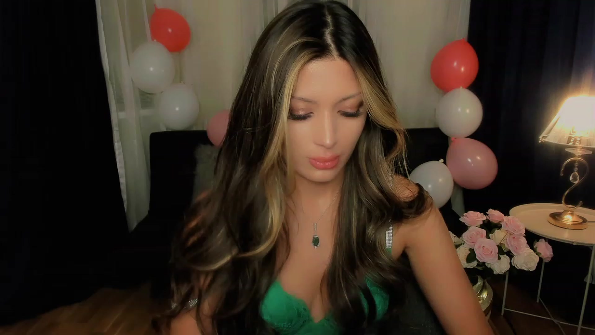 Gallery image thumbnail from Angel_on_Duty's myfreecams stream on, 09/21/2023, 01:34 image 10 of 20