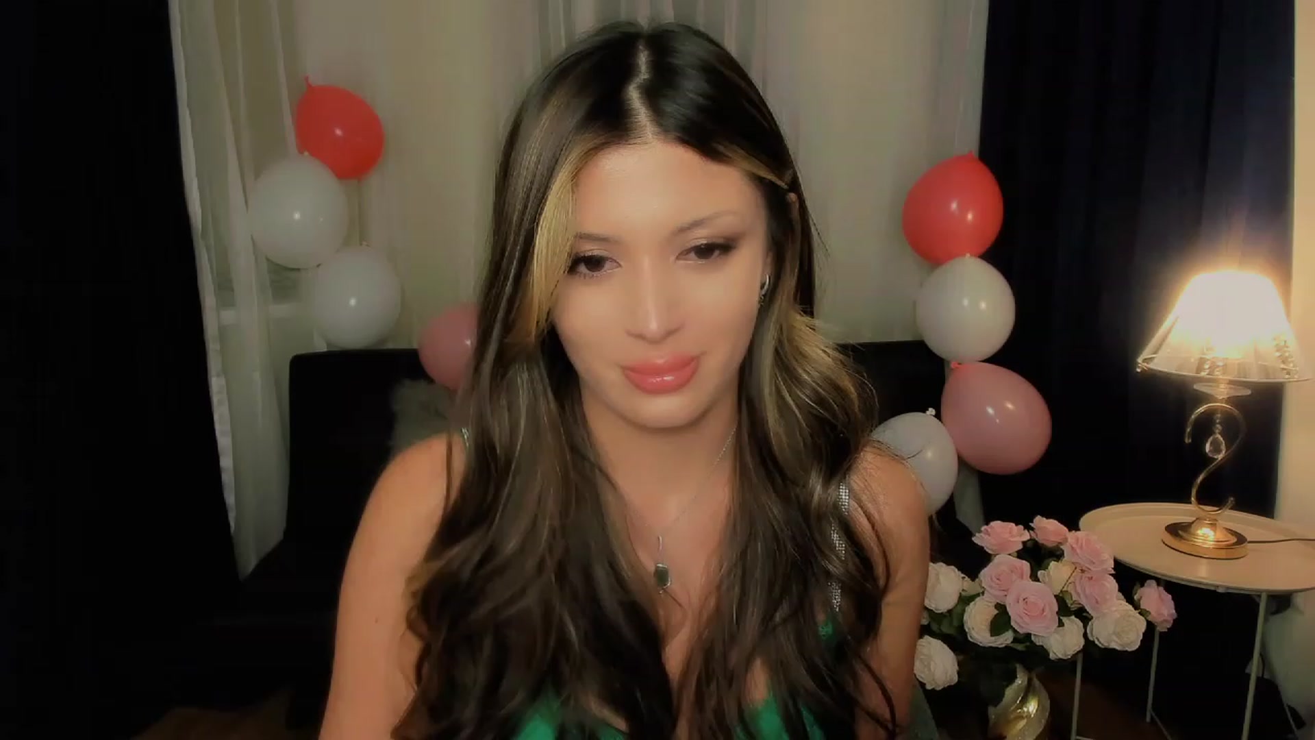 Gallery image thumbnail from Angel_on_Duty's myfreecams stream on, 09/21/2023, 01:54 image 1 of 20