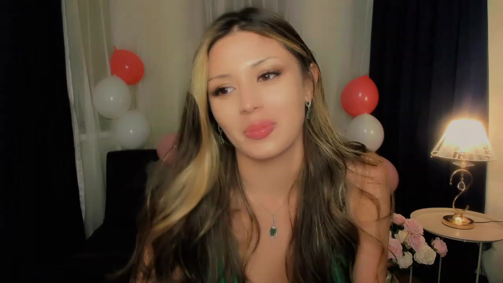 Gallery image thumbnail from Angel_on_Duty's myfreecams stream on, 09/21/2023, 03:16 image 13 of 20