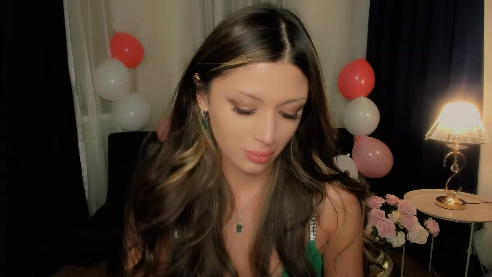 Gallery image thumbnail from Angel_on_Duty's myfreecams stream on, 09/21/2023, 03:16 image 4 of 20