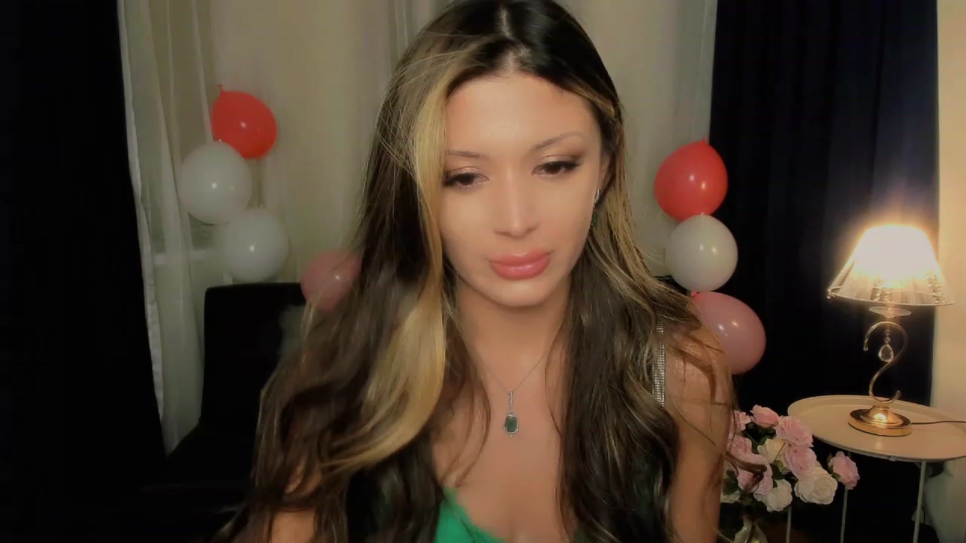 Gallery image thumbnail from Angel_on_Duty's myfreecams stream on, 09/21/2023, 03:16 image 12 of 20