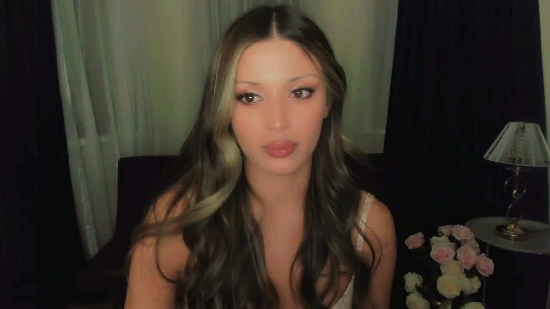Gallery image thumbnail from Angel_on_Duty's myfreecams stream on, 09/23/2023, 20:05 image 18 of 20