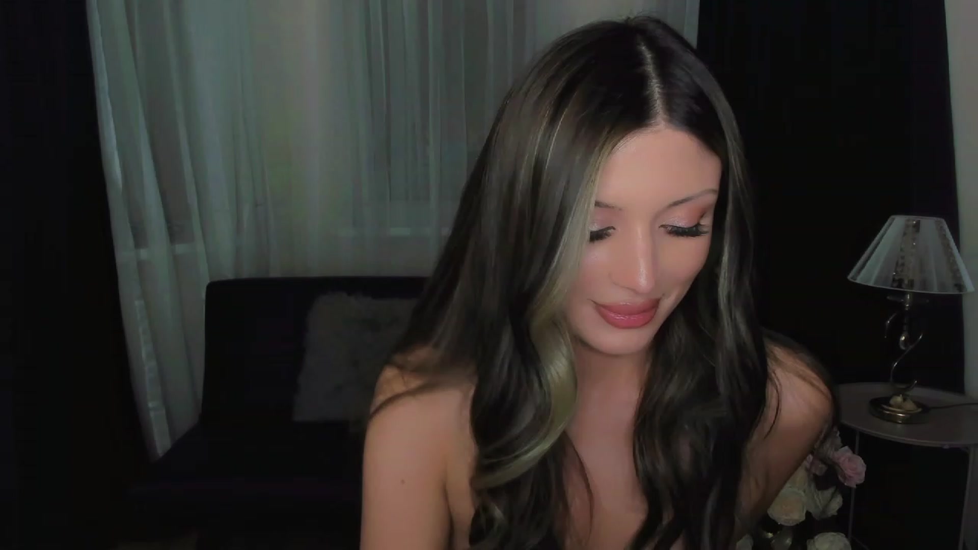Gallery image thumbnail from Angel_on_Duty's myfreecams stream on, 09/23/2023, 21:47 image 7 of 20